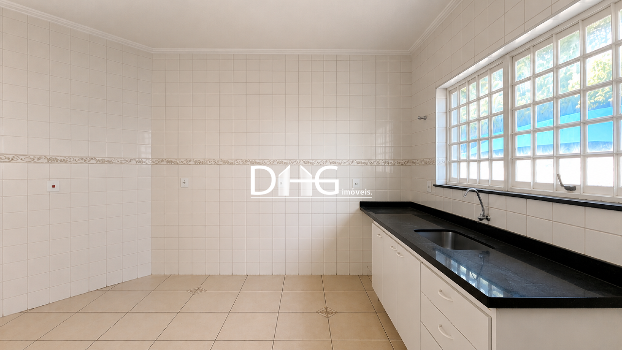 Casa para aluguel no Jardim Vista Alegre: Cozinha