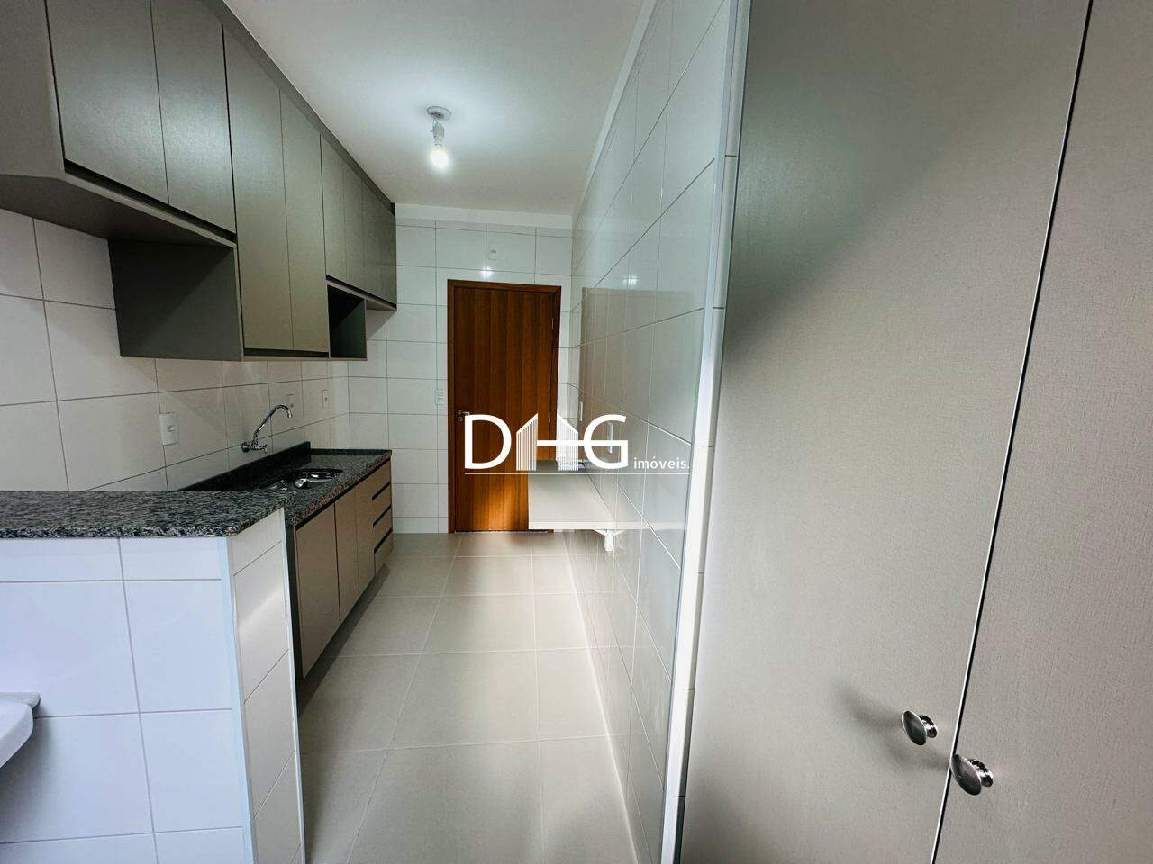 Apartamento para aluguel no Paris Residencial: 