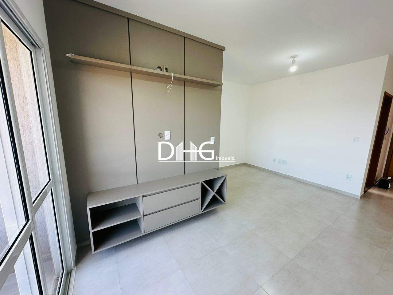 Apartamento para aluguel no Paris Residencial: 