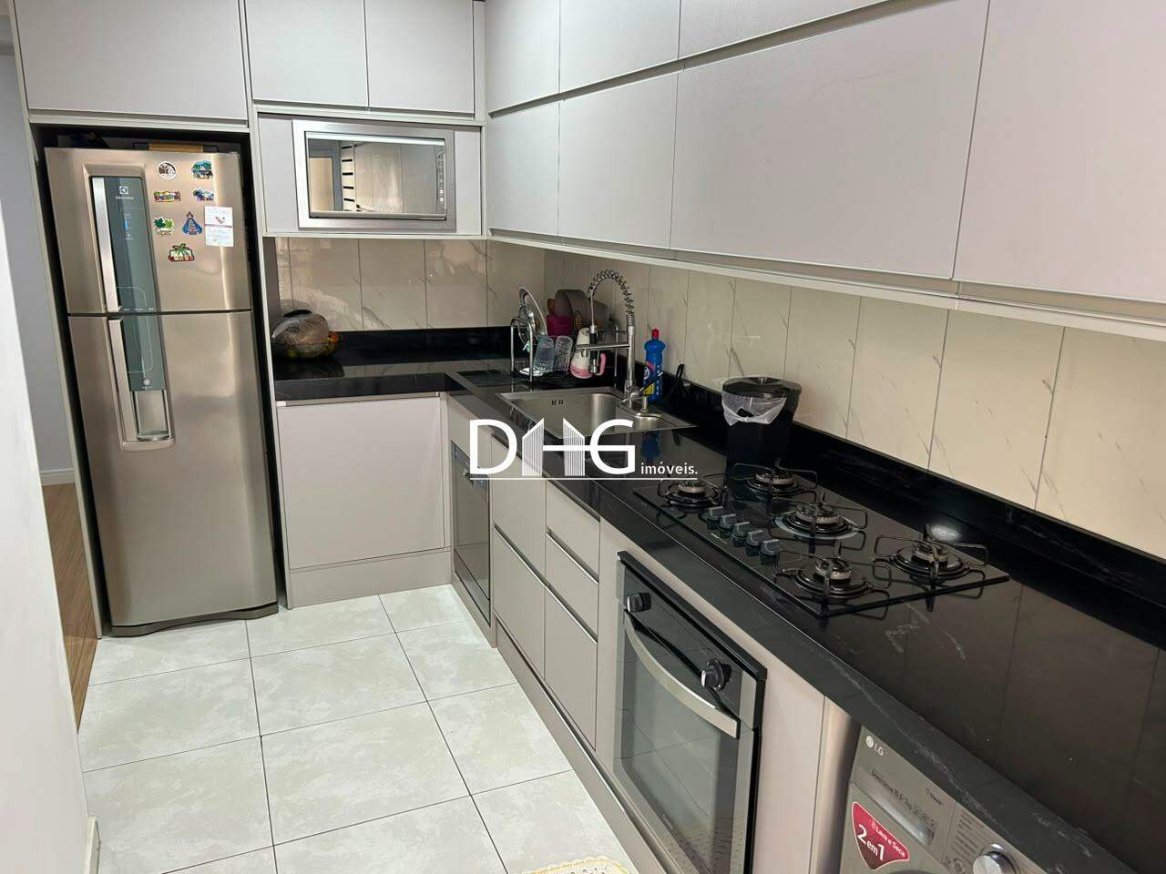 Apartamento para aluguel no Balneário Tropical: 