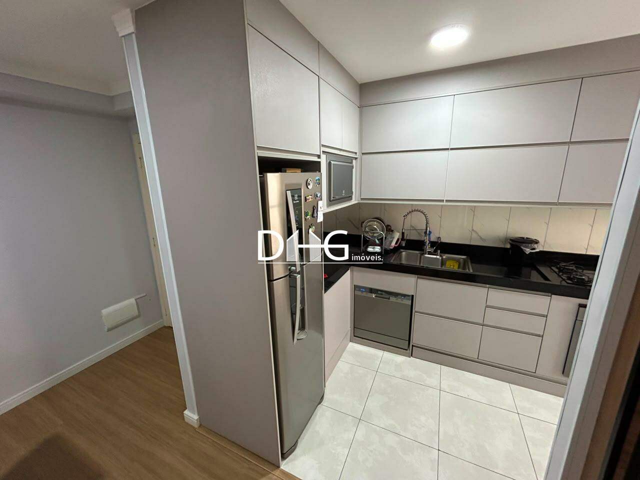 Apartamento para aluguel no Balneário Tropical: 