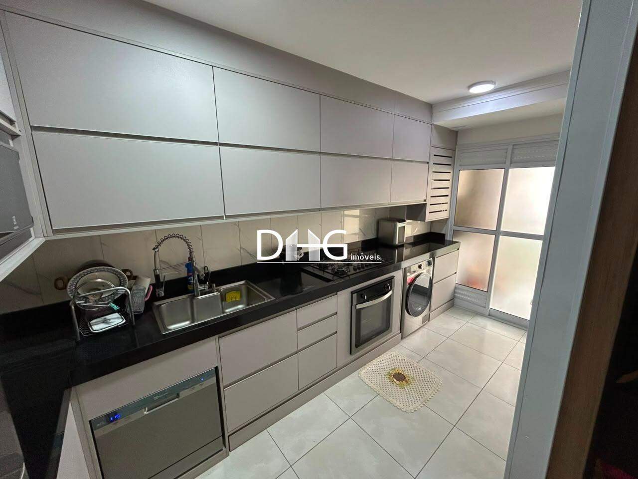 Apartamento para aluguel no Balneário Tropical: 