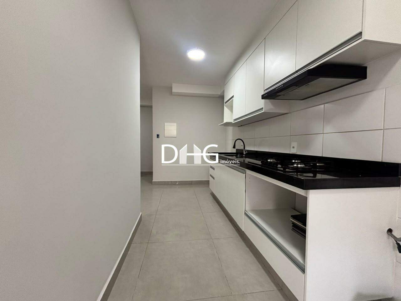Apartamento para aluguel no Balneário Tropical: 