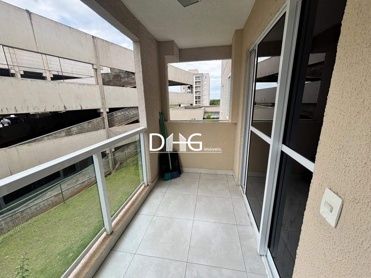 Apartamento para aluguel no Balneário Tropical: 