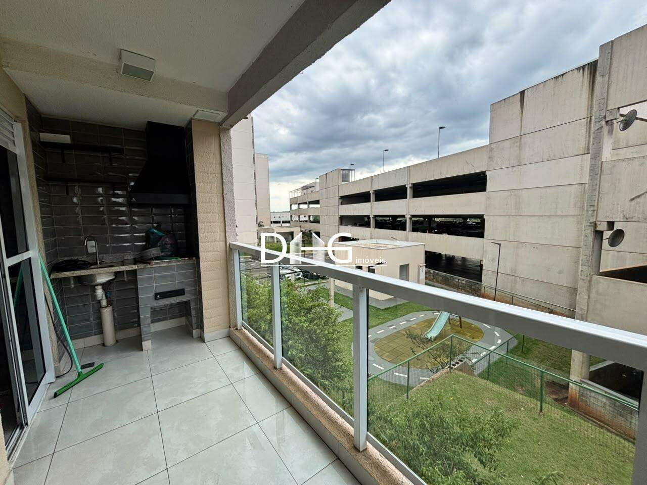 Apartamento para aluguel no Balneário Tropical: 