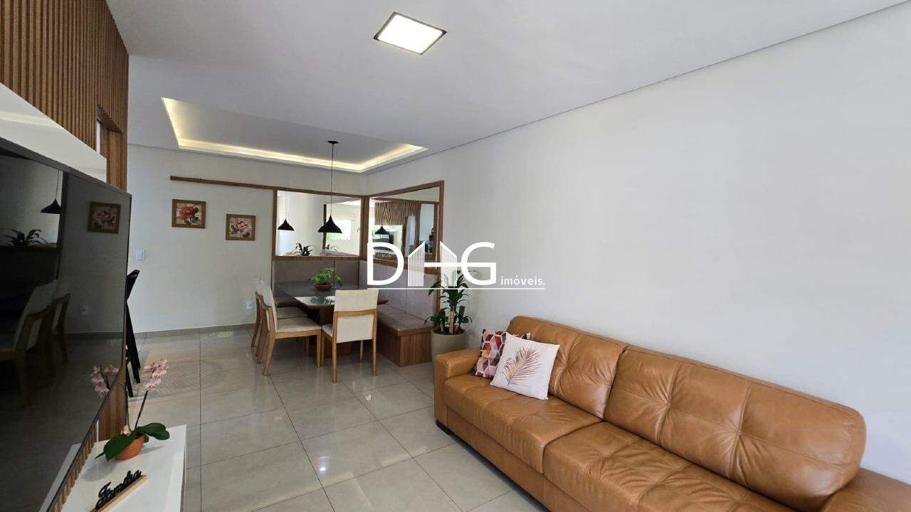 Casa à venda no Jardim Planalto: 