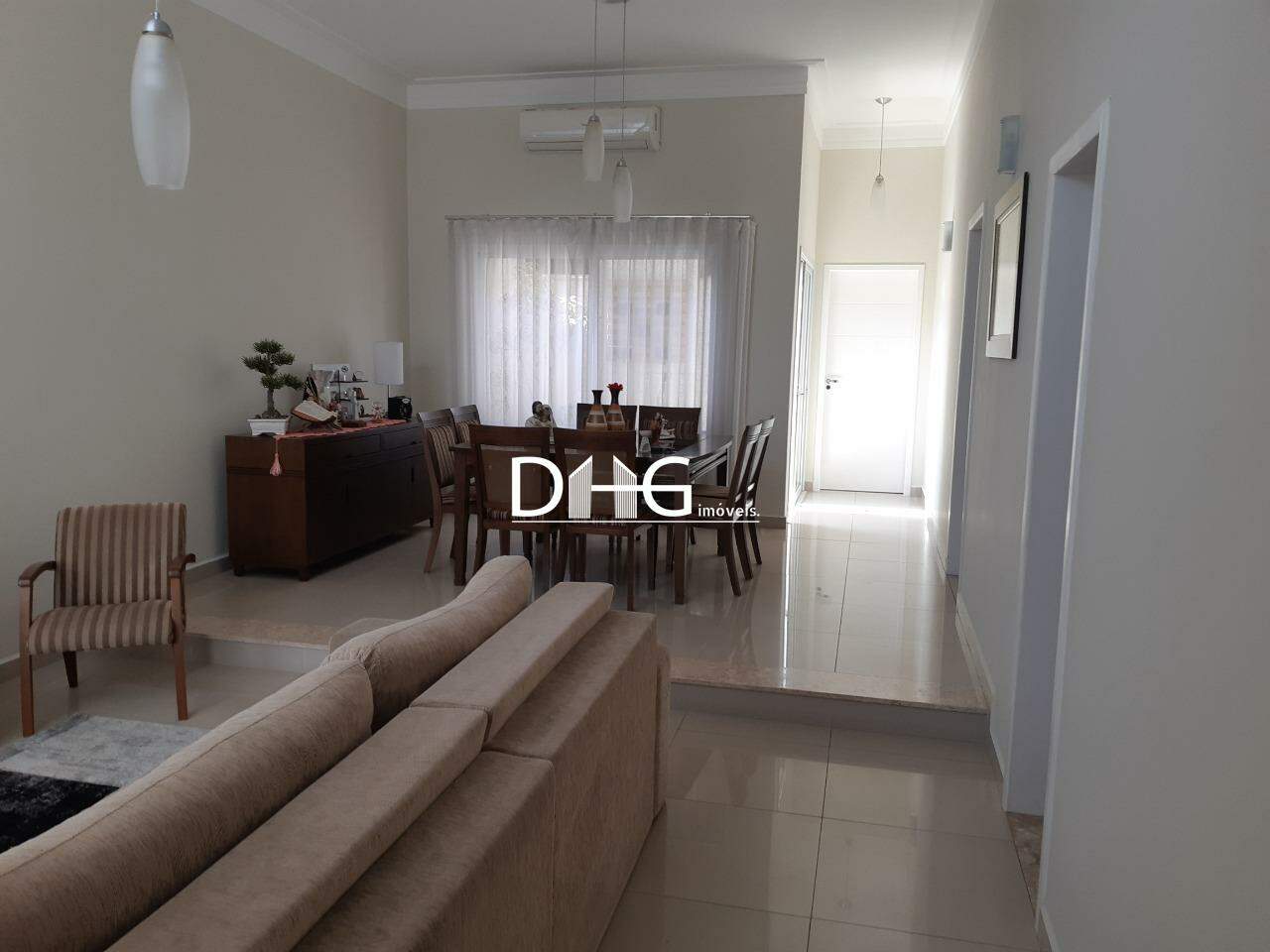 Casa à venda no Condomínio Residencial Aurora: 