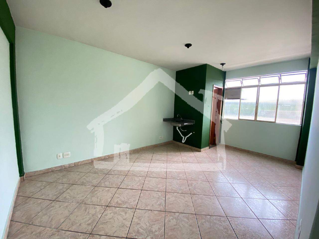 Sala à venda no Centro: 