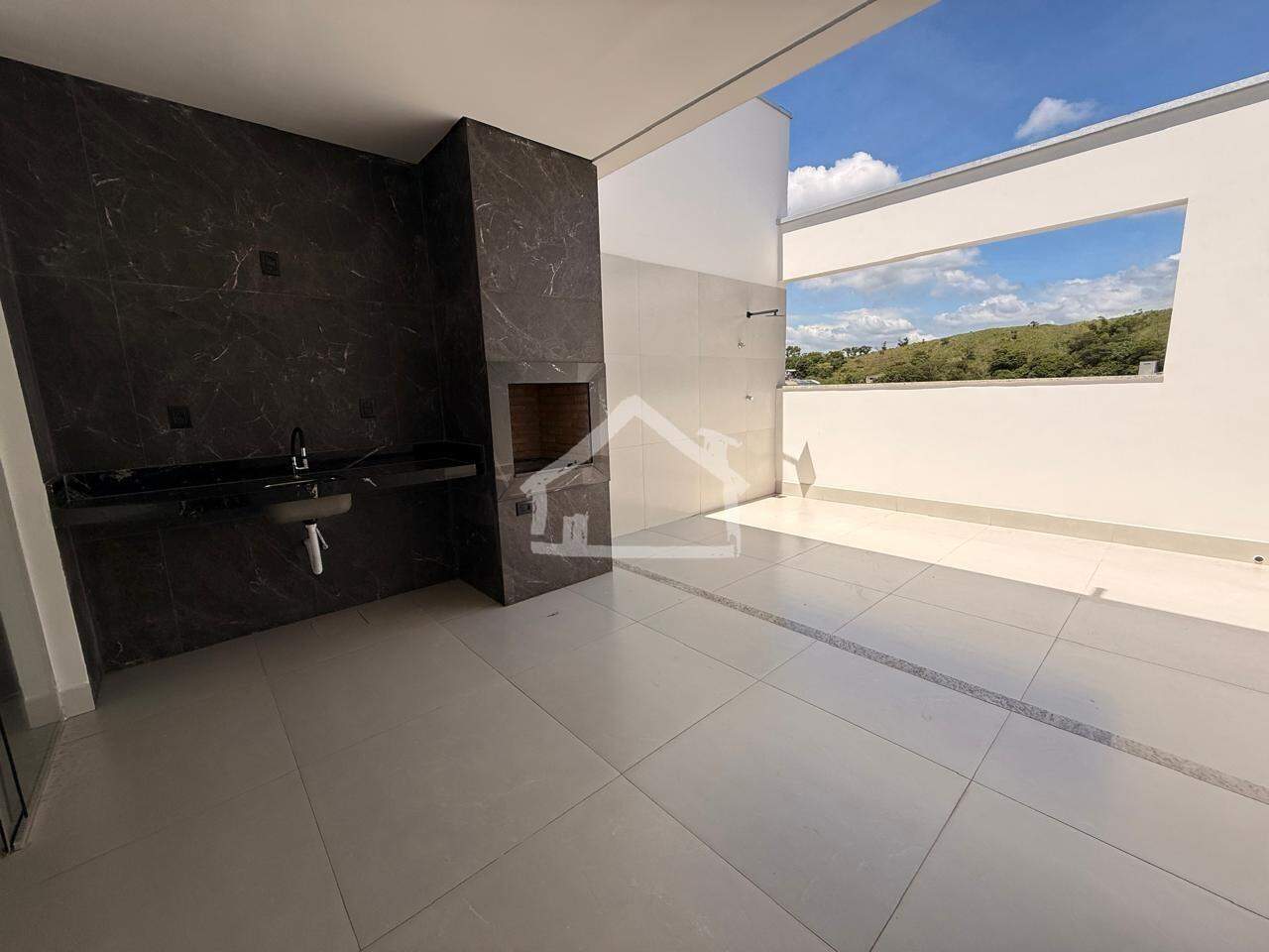 Cobertura à venda no Veneza: 