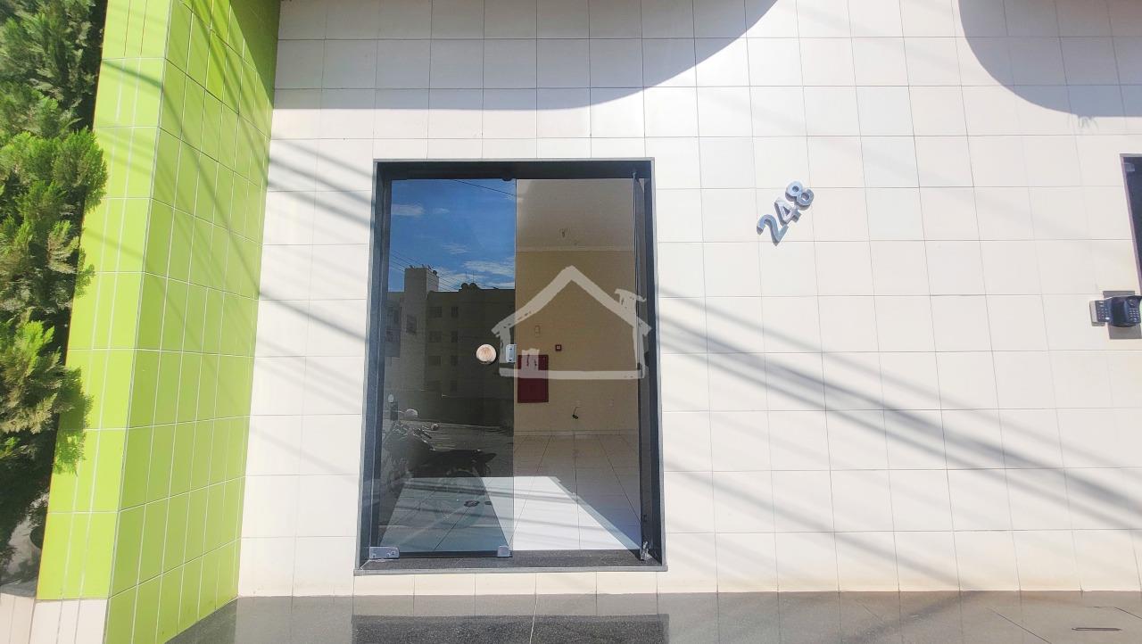 Loja para aluguel no Imbaubas: Entrada