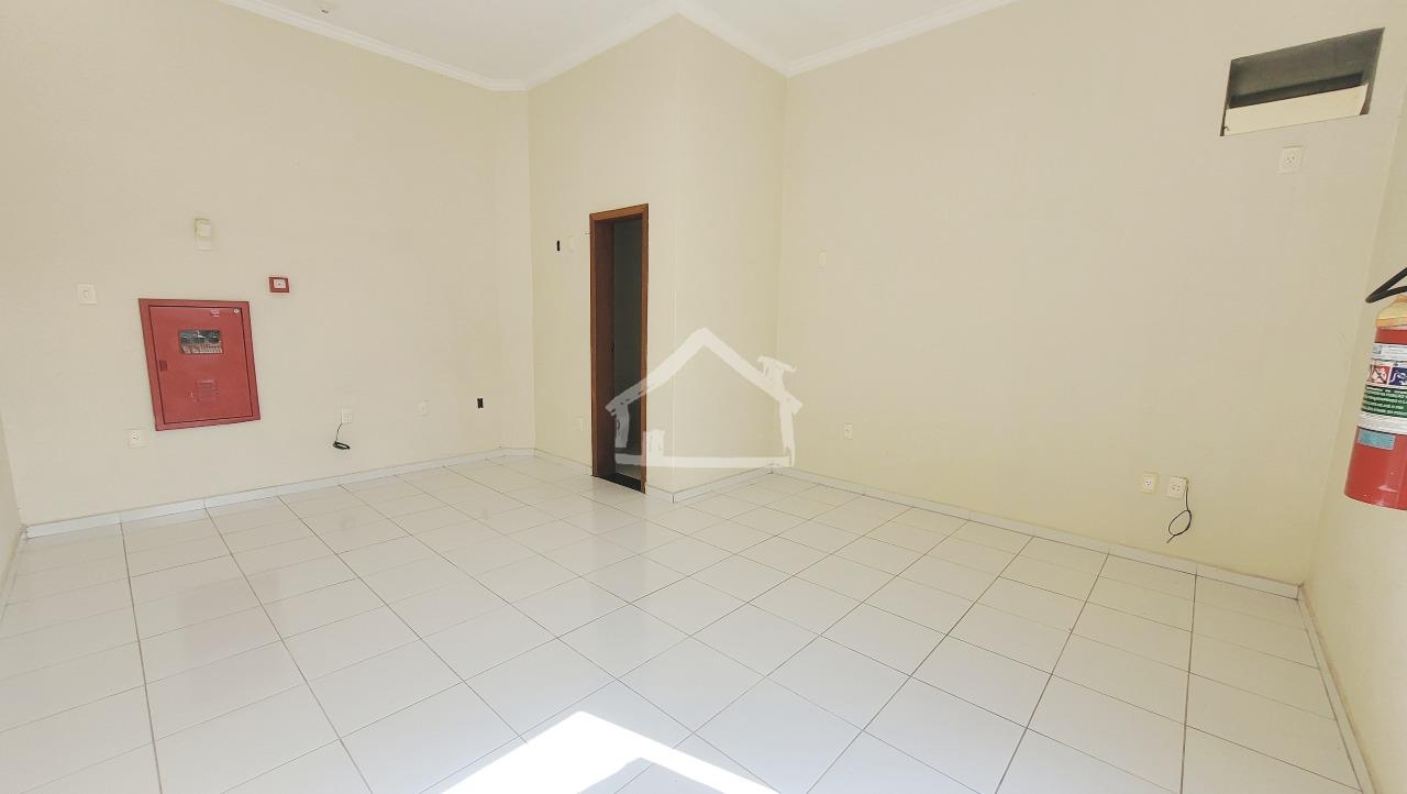 Loja para aluguel no Imbaubas: Loja