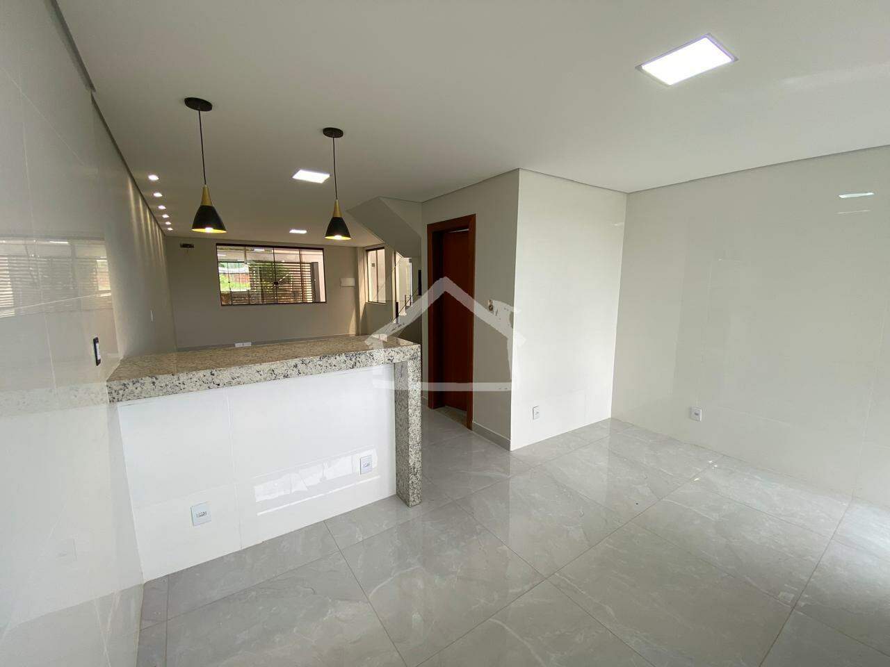 Casa Geminada à venda no Jardim Vitoria: Cozinha