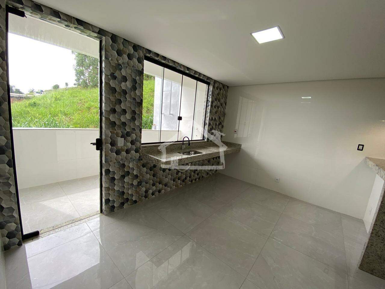 Casa Geminada à venda no Jardim Vitoria: Cozinha