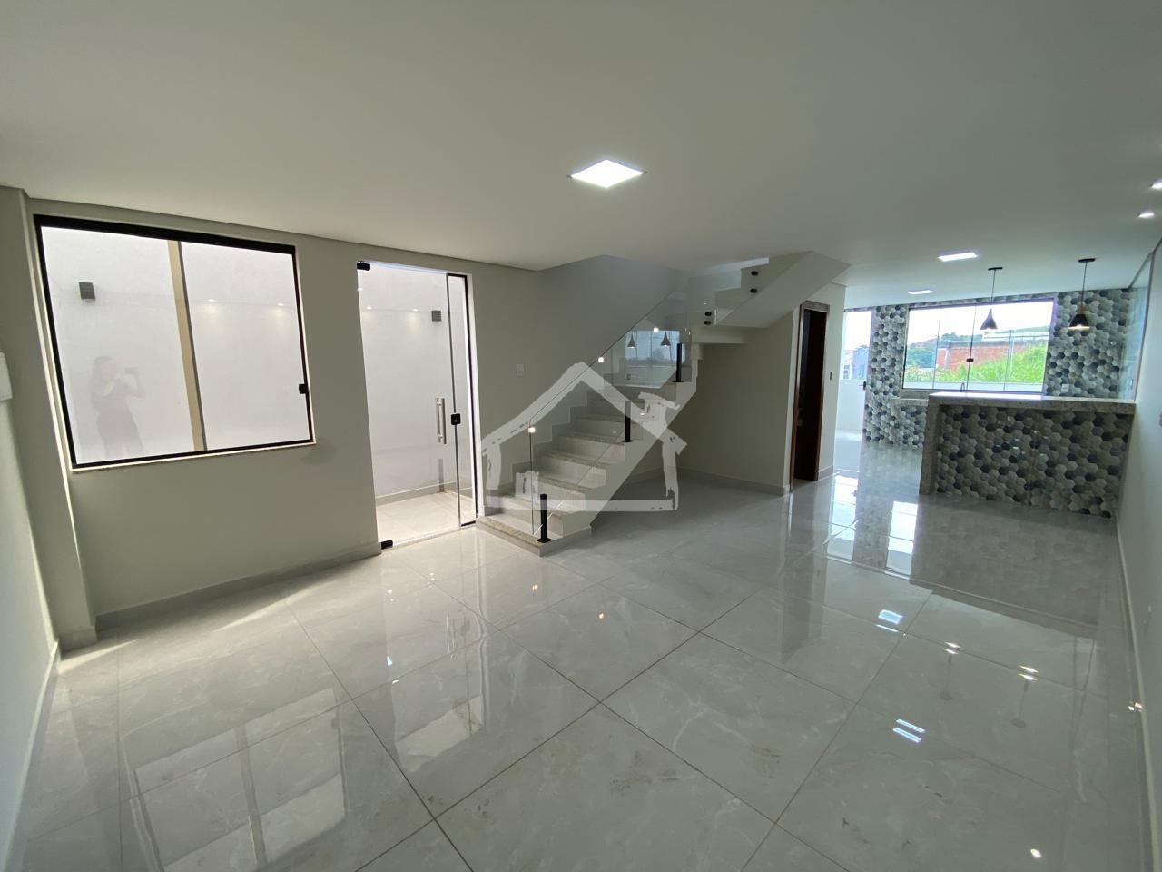 Casa Geminada à venda no Jardim Vitoria: Sala