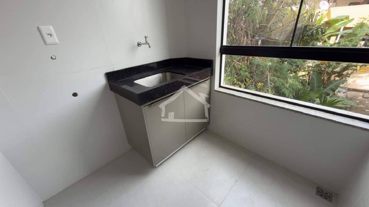 Apartamento à venda no Canaa: Área de serviço
