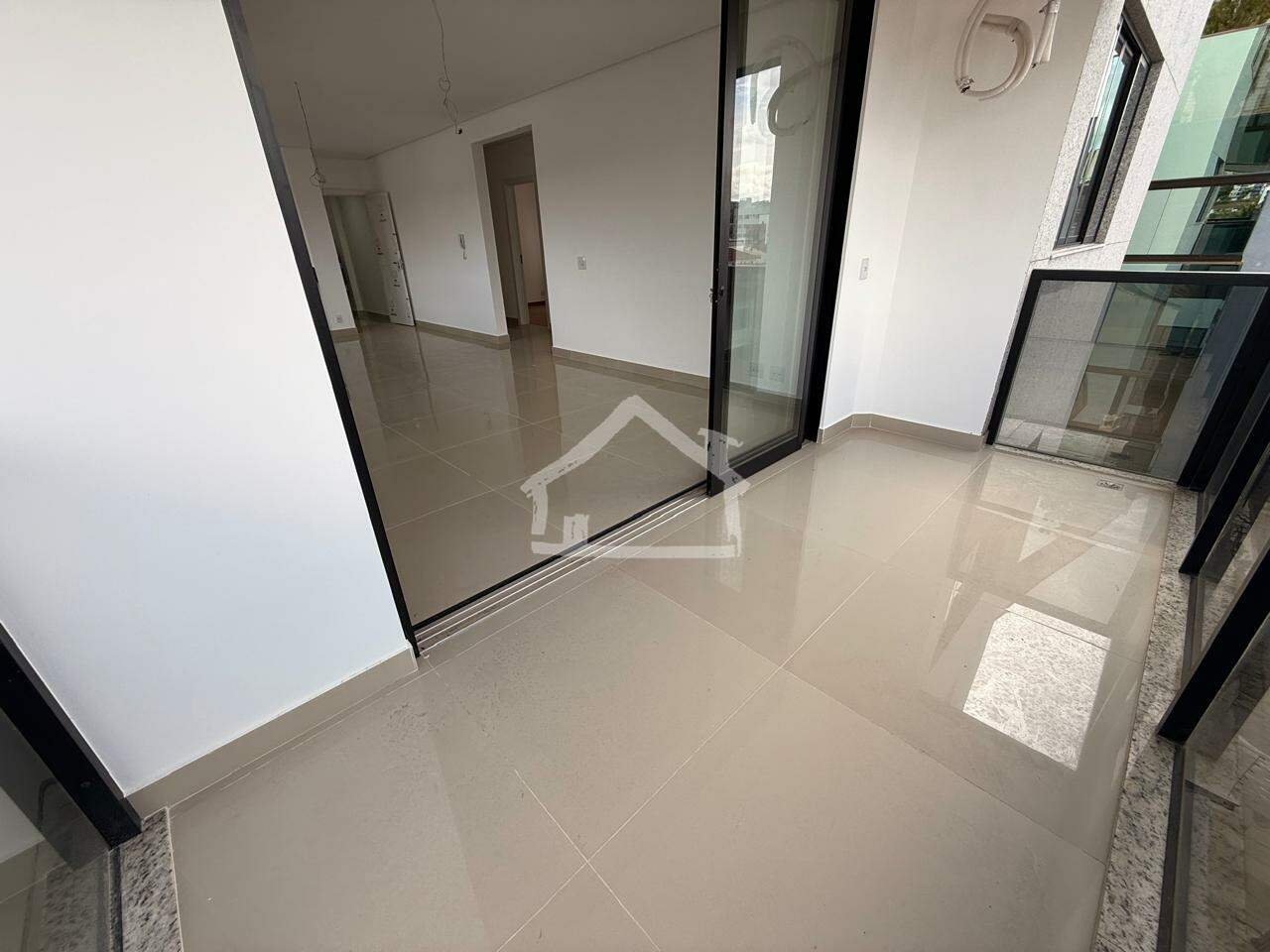 Apartamento à venda no Cidade Nobre: Varanda