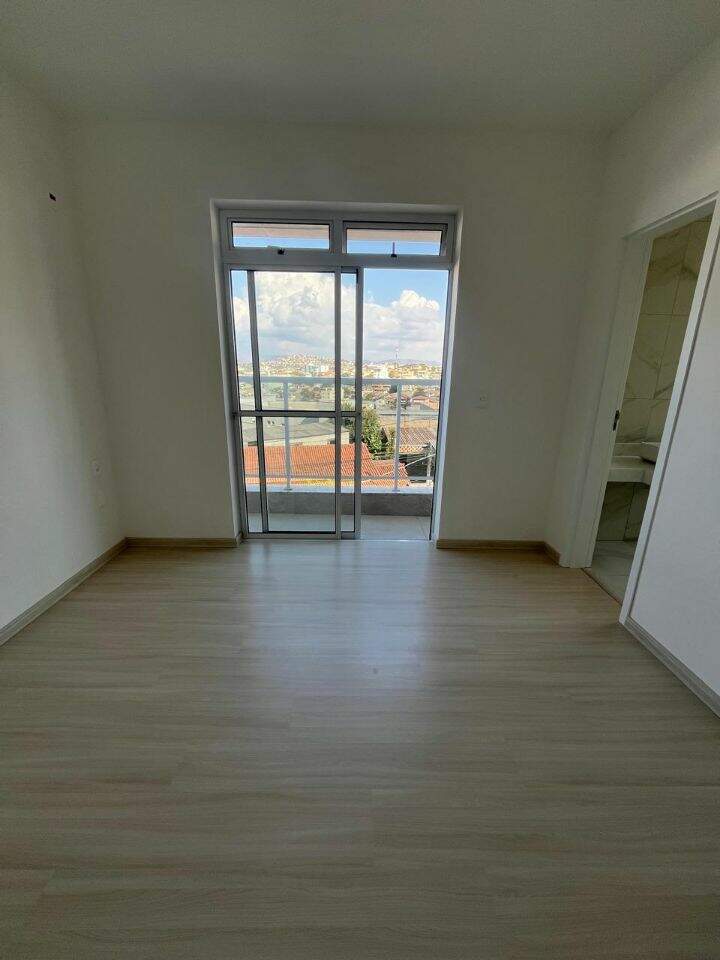 Apartamento à venda no Santa Cruz Industrial: 