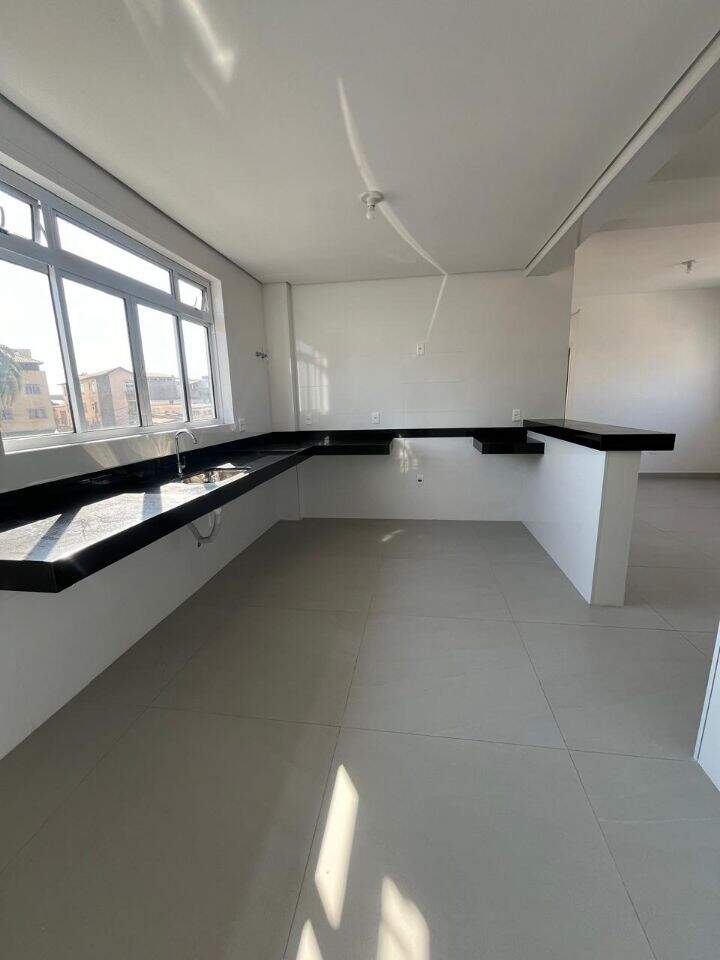 Apartamento à venda no Santa Cruz Industrial: 