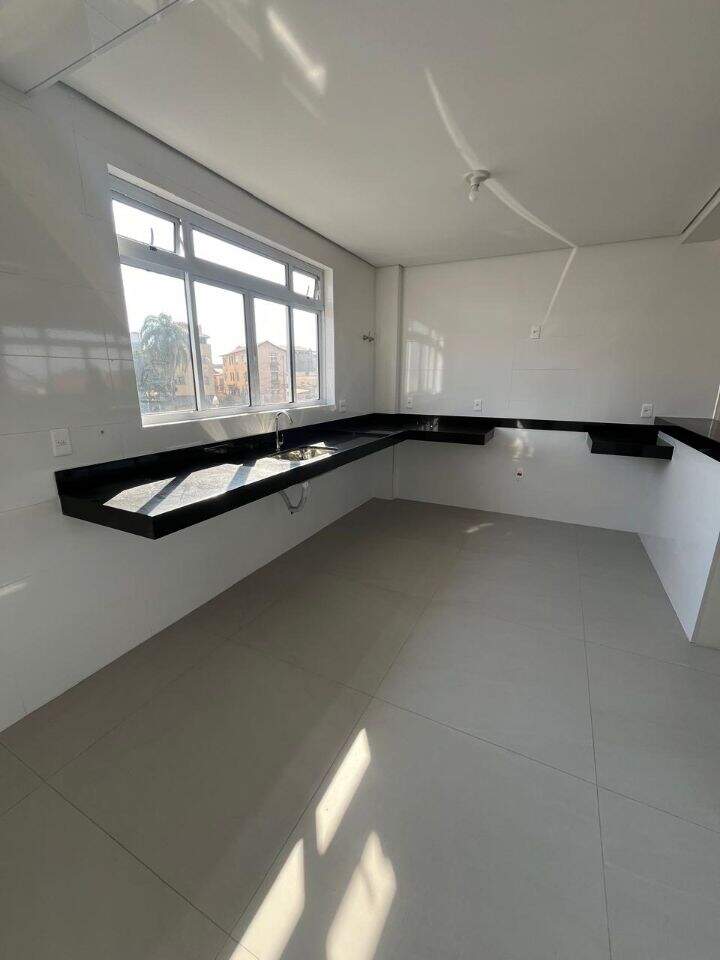 Apartamento à venda no Santa Cruz Industrial: 