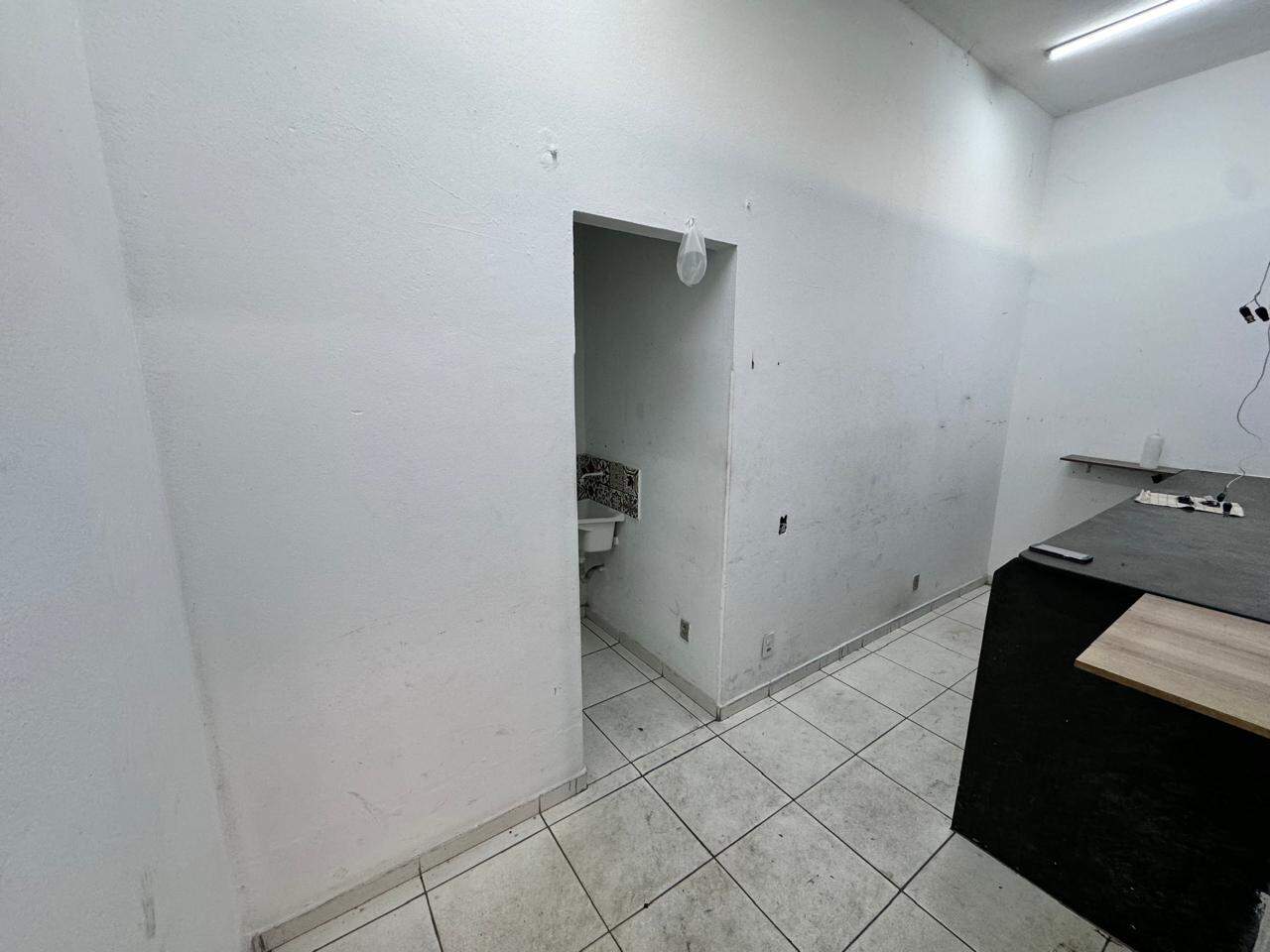 Loja para aluguel no Santa Helena: 