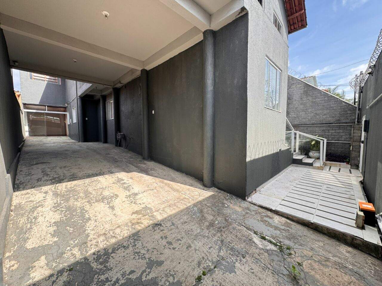 Casa comercial para aluguel no Centro: 