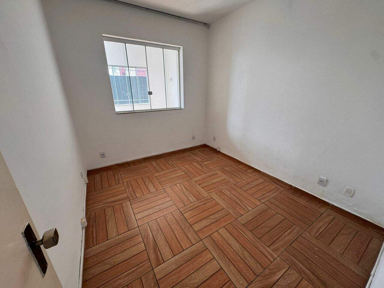 Casa comercial para aluguel no Centro: 