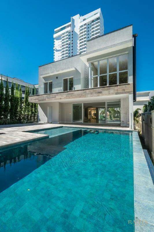 Casa à venda no Praia Brava de Itajaí: 
