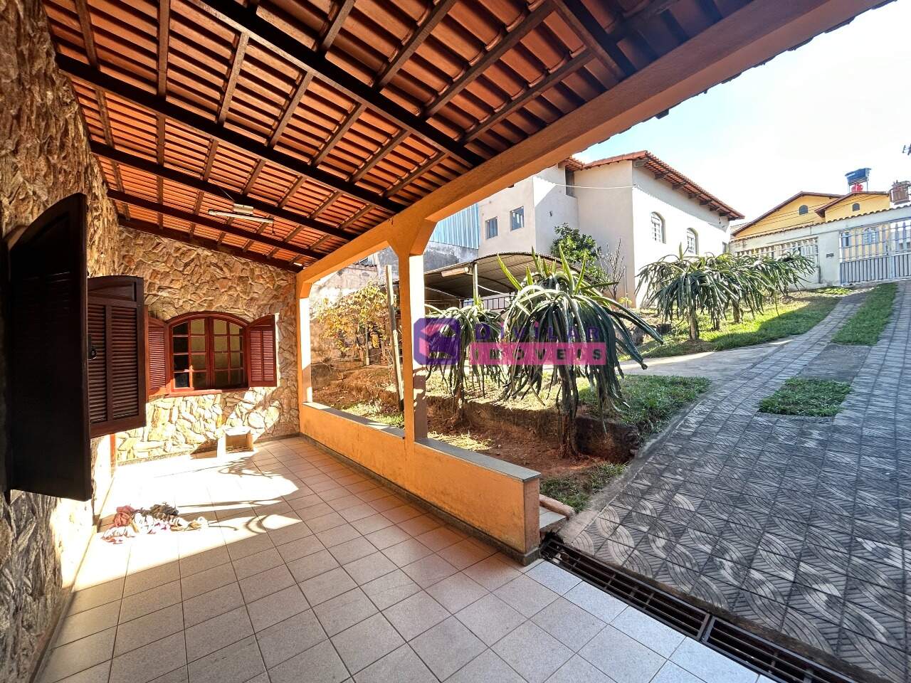 Casa à venda, 3 quartos, 1 suíte, 4 vagas, Levindo Paula Pereira ...