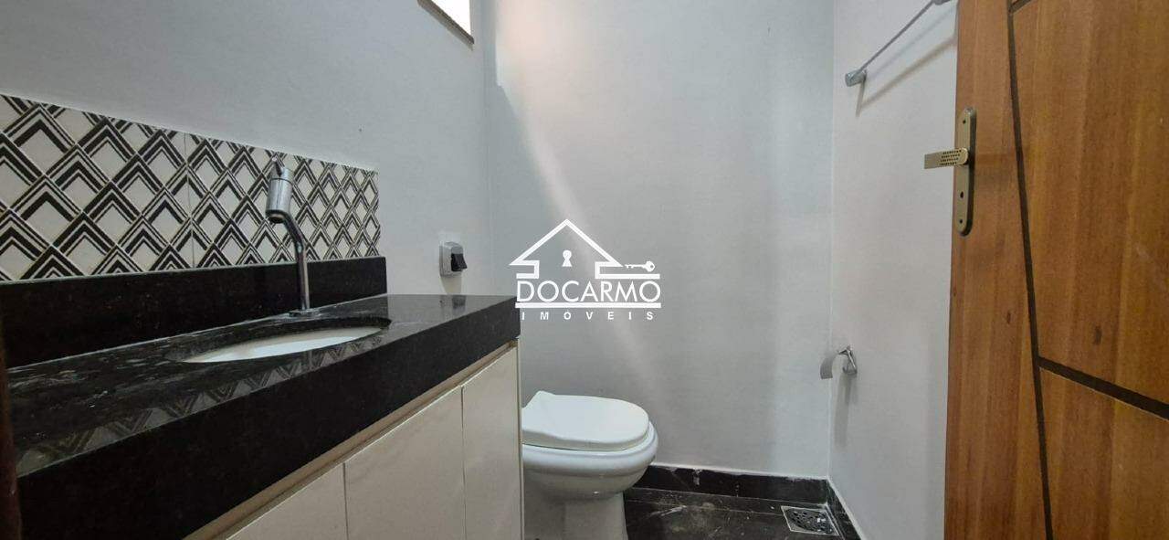 Casa à venda no SANTOS DUMOND: Lavabo