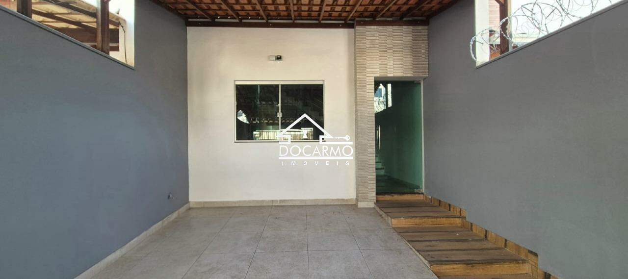 Casa à venda no SANTOS DUMOND: Garagem