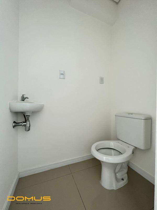 Sala para aluguel no Centro: 