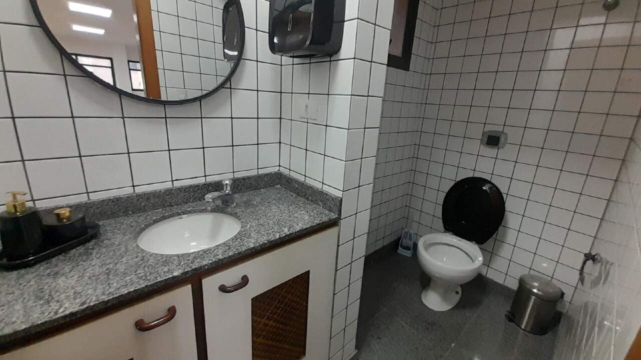 Sala para aluguel no Centro: 