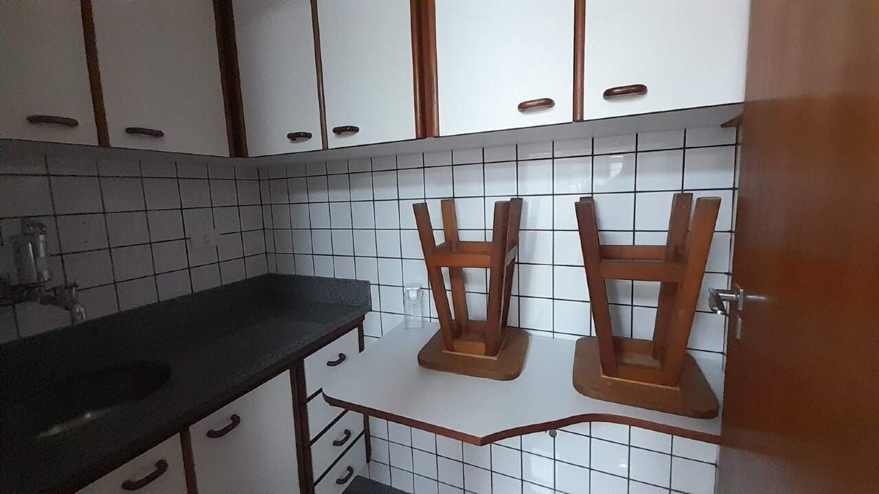 Sala para aluguel no Centro: 