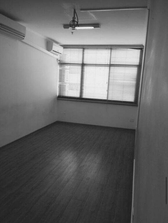 Sala à venda no Vila Assunção: 