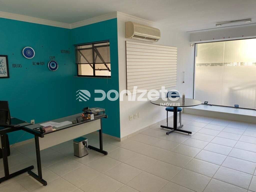 Salão à venda no Campestre: 