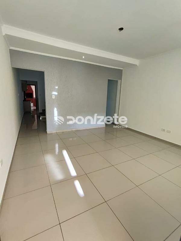 Sobrado à venda no Campestre: 