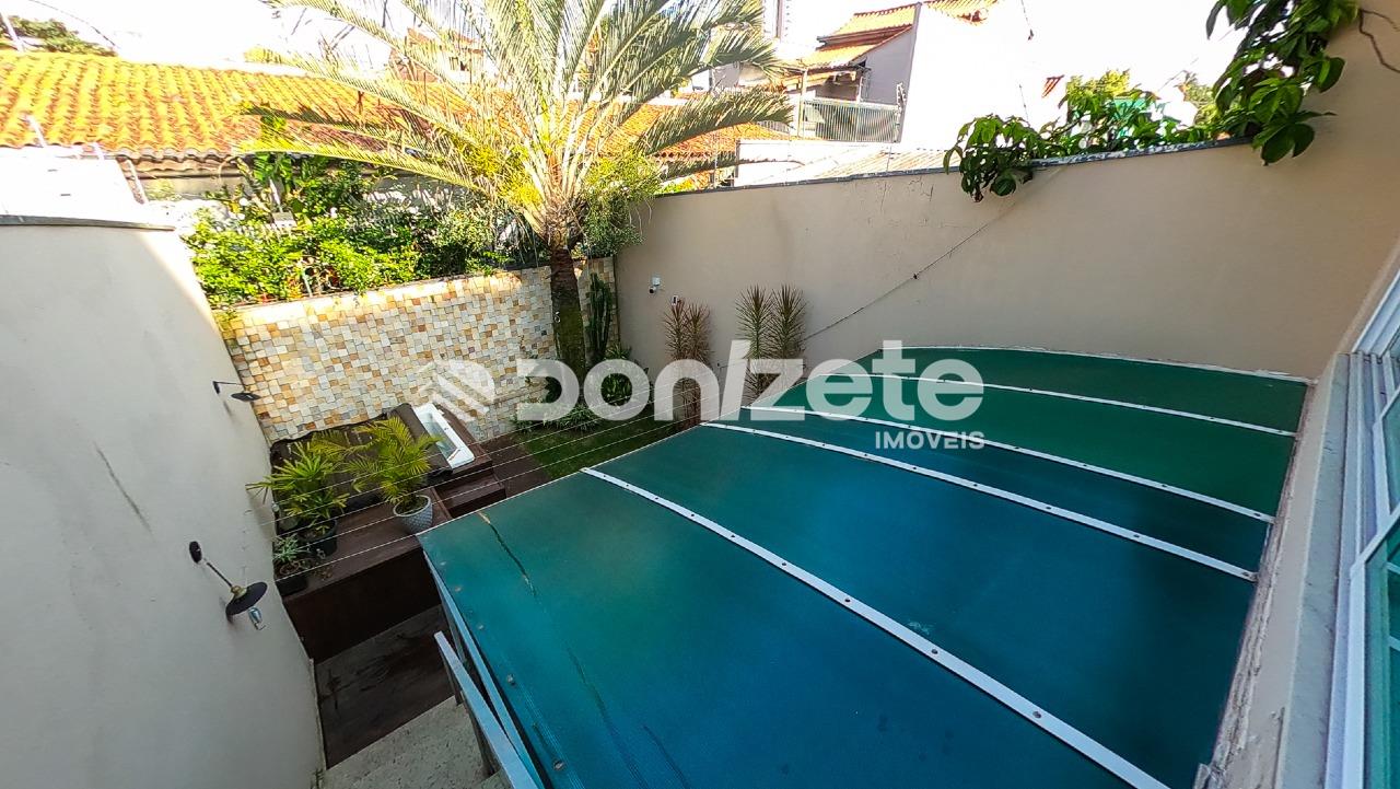 Sobrado à venda no Vila Santa Teresa: 