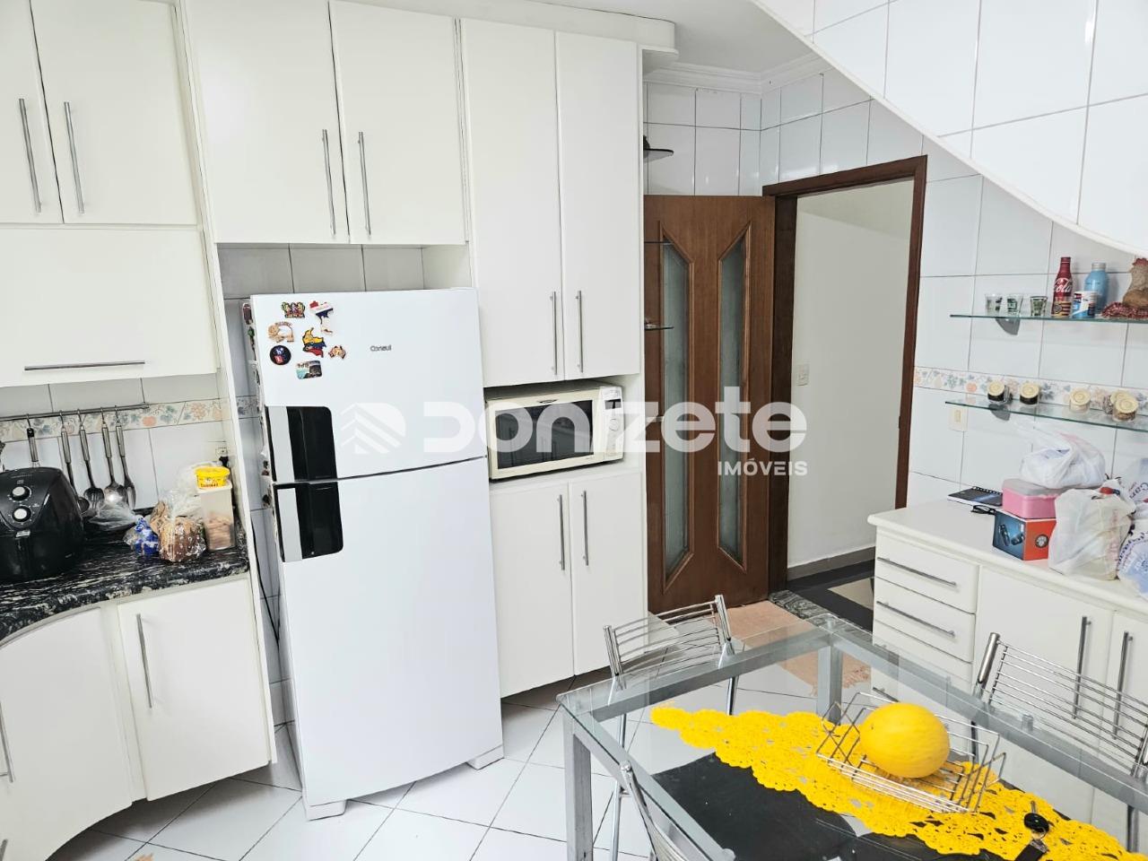 Sobrado à venda no Jardim Bela Vista: 