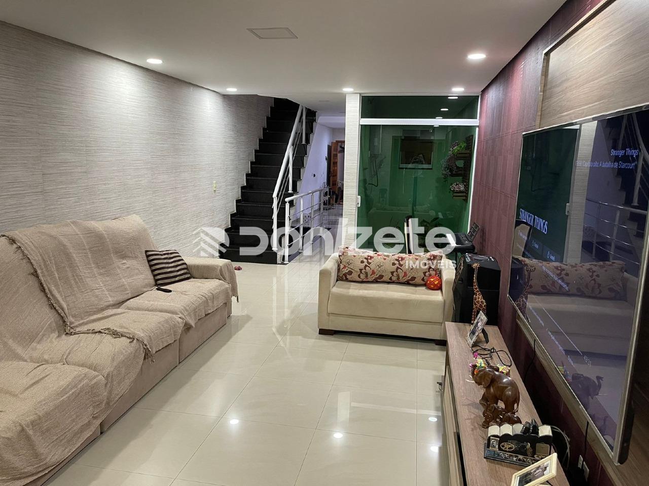 Sobrado à venda no Vila Dora: 