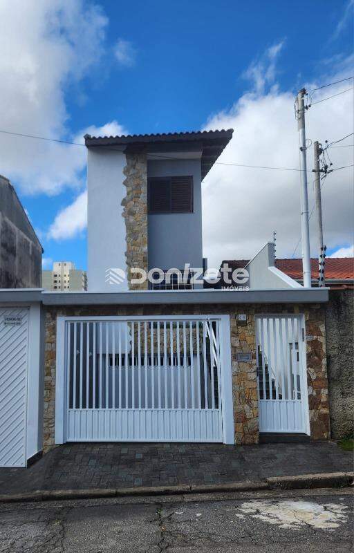 Sobrado à venda no Vila Floresta: 