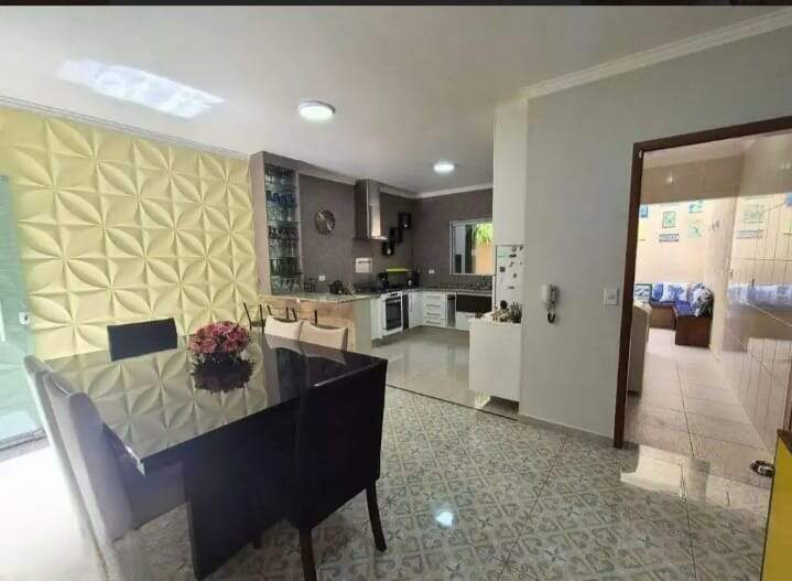 Sobrado à venda no Vila Tibiriçá: 