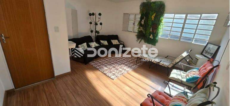 Sobrado à venda no Centro: 