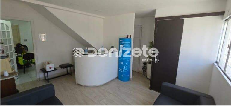 Sobrado à venda no Centro: 