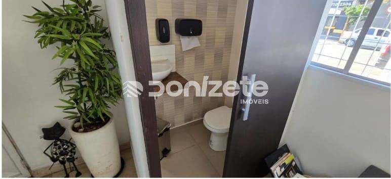 Sobrado à venda no Centro: 