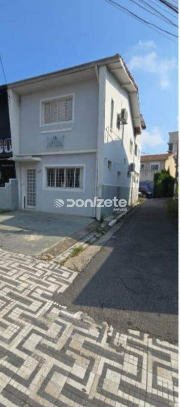 Sobrado à venda no Centro: 