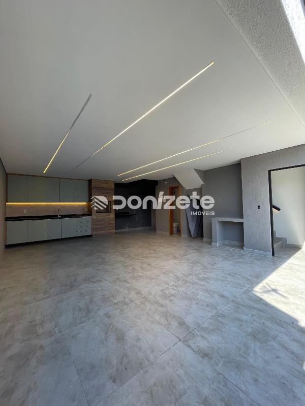 Sobrado à venda no Vila Dusi: 