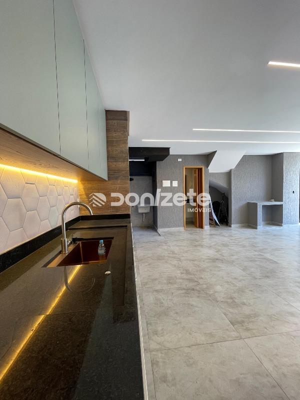 Sobrado à venda no Vila Dusi: 