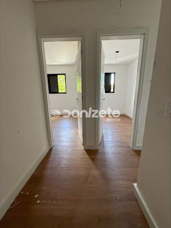 Sobrado à venda no Jardim: 