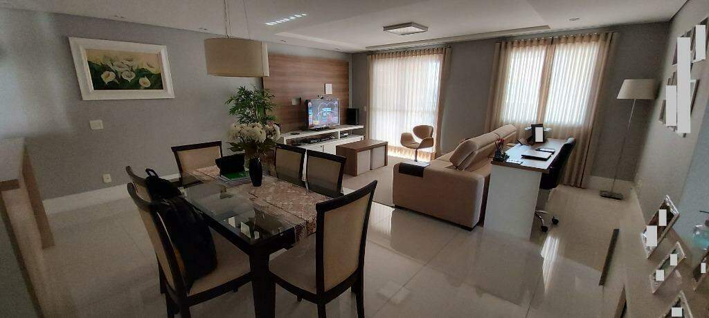 Apartamento à venda no Vila Valparaíso: 