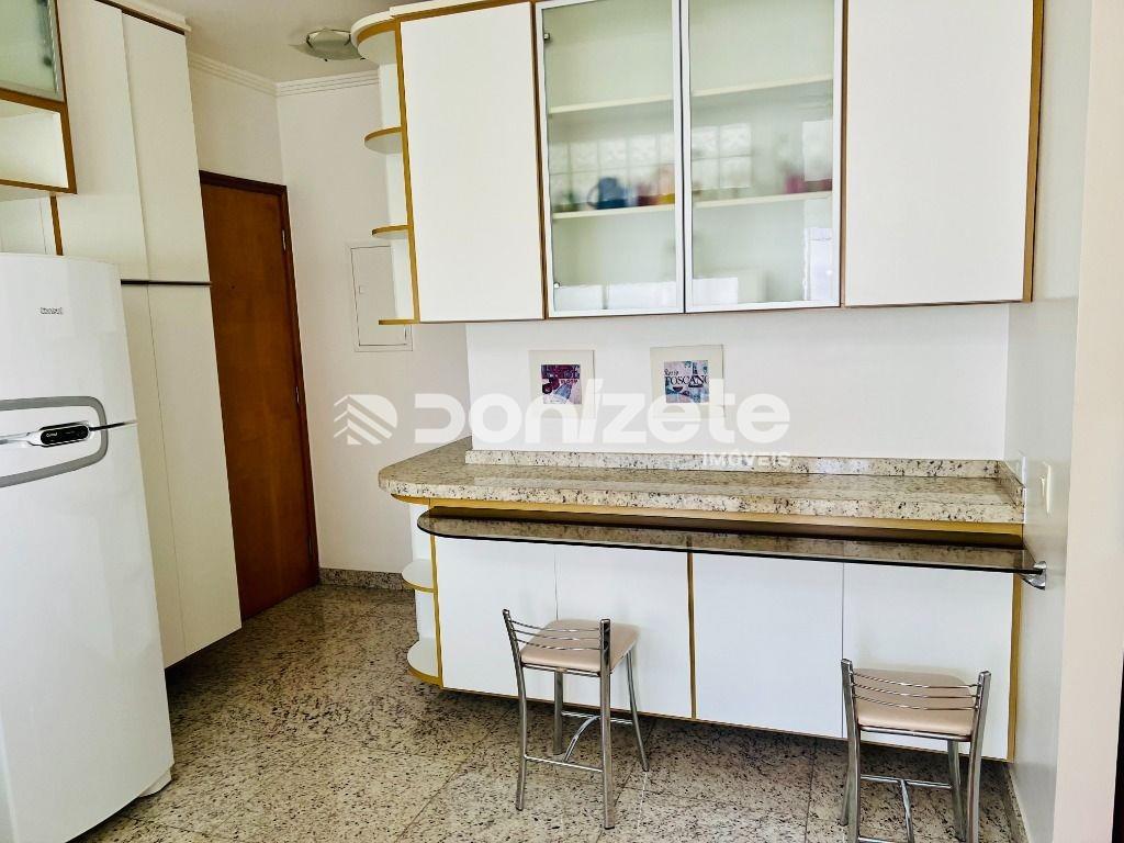 Apartamento à venda no Jardim: 